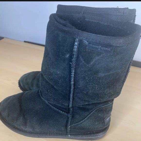 Minnetonka Sheepskin Boots size 7 - Picture 1 of 6